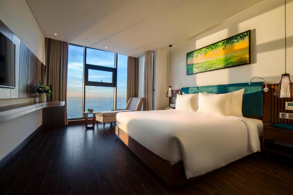 khách sạn 4 sao đà nẵng gần biển mỹ khê